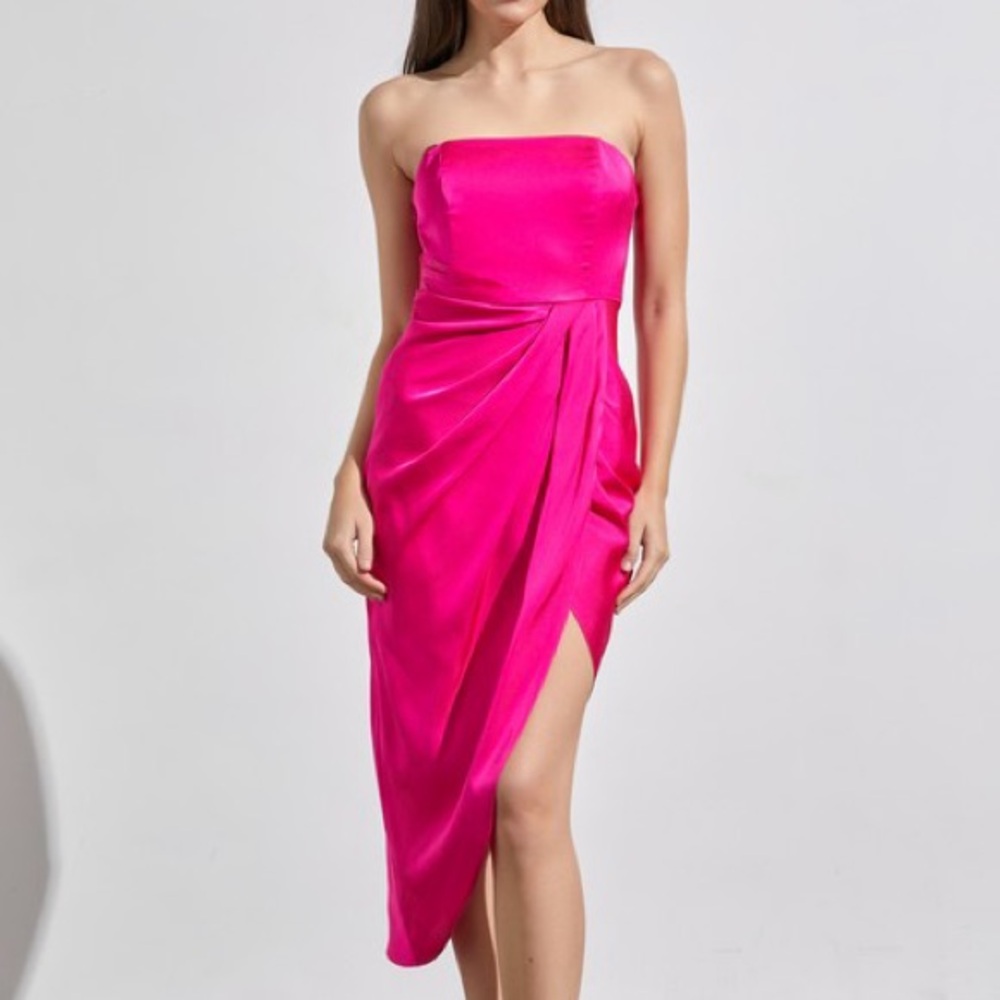 DO+BE Vibrant Fuchsia Strapless Dress NWT